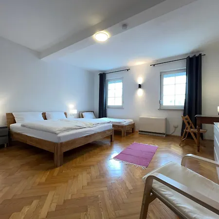 Uebernachten In Grosser Maisonette-Wohnung By Rabe Karlsruhe Exterior photo