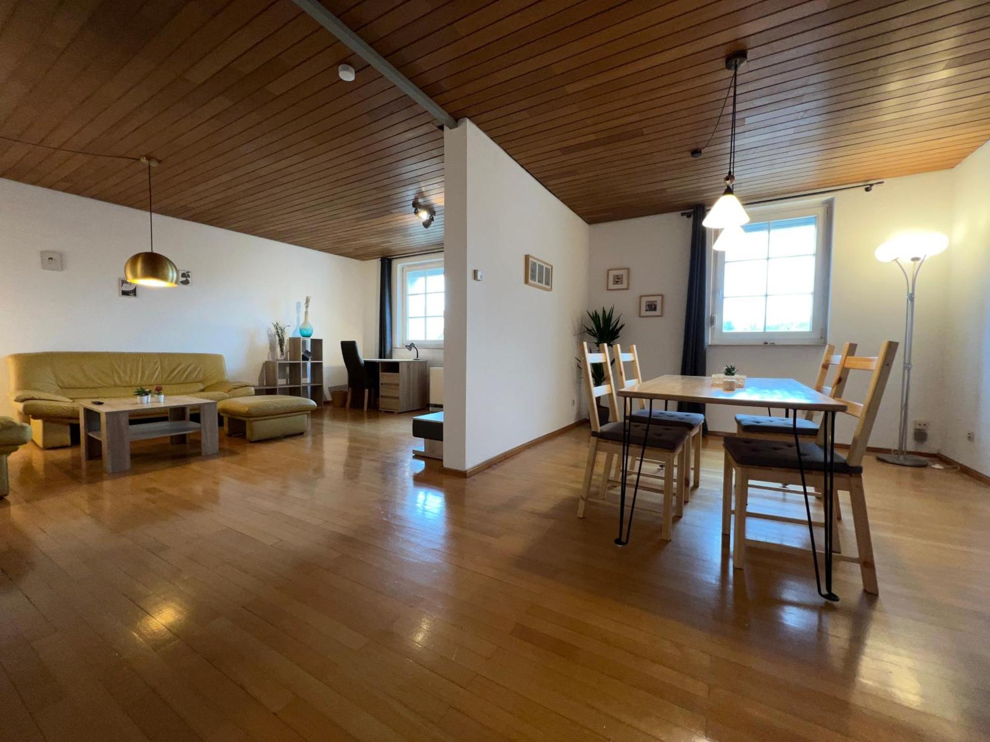 Apartment Uebernachten In Grosser Maisonette-wohnung By Rabe Karlsruhe