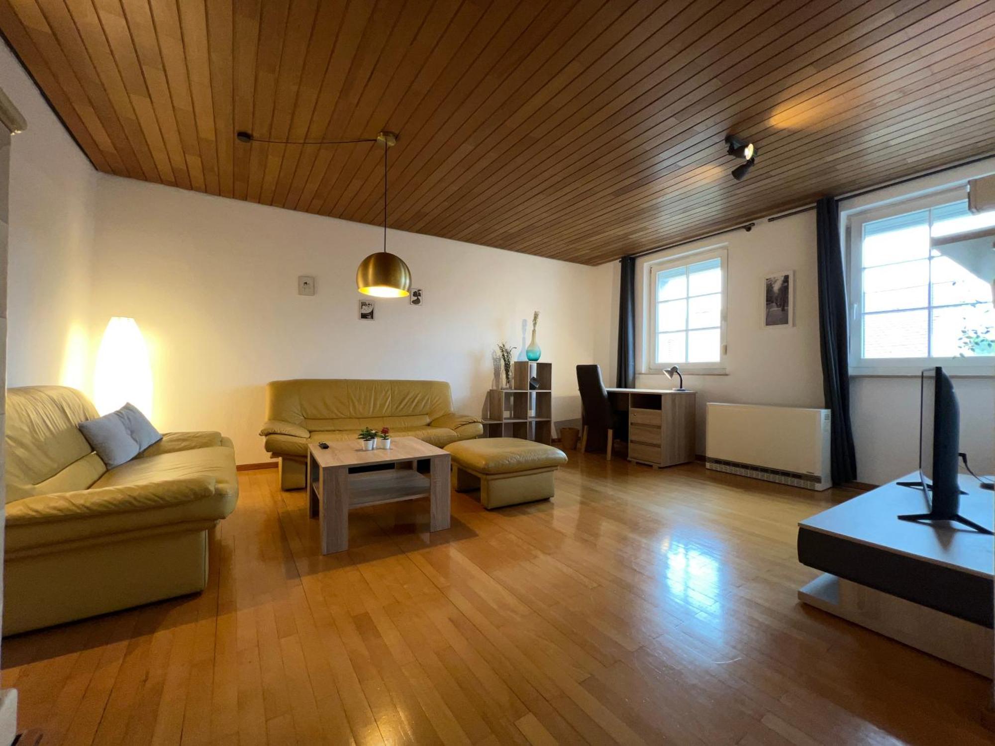 Uebernachten In Grosser Maisonette-wohnung By Rabe Apartament Karlsruhe
